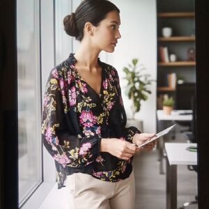 Anthropologie Black Floral Blouse with Pink Flowers Balloon Sleeves Viscose Smal